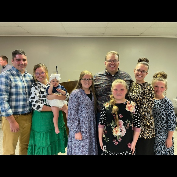 Meet your Posher, Amanda - Picture 5 of 8